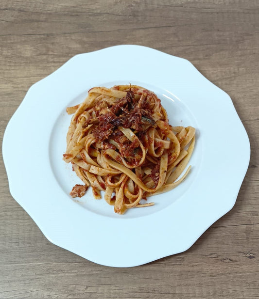 Tagliatelle con alici e olio EVO